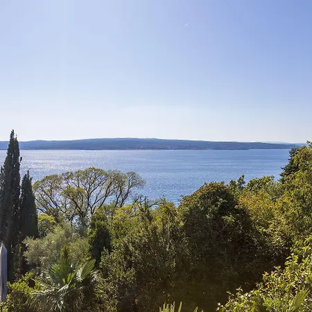 Traumhaftes Apartnent Nur 80 Meter Zum Mit Pool Und Meerblick * Crikvenica