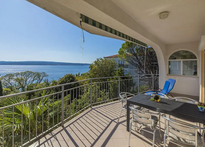 Traumhaftes Apartnent Nur 80 Meter Zum Mit Pool Und Meerblick *