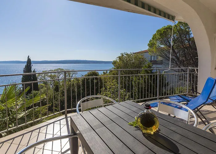 Traumhaftes Apartnent Nur 80 Meter Zum Mit Pool Und Meerblick Lejlighed
