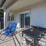 Traumhaftes Apartnent Nur 80 Meter Zum Mit Pool Und Meerblick