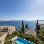 Traumhaftes Apartnent Nur 80 Meter Zum Mit Pool Und Meerblick Apartament *