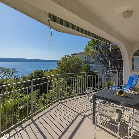 Traumhaftes Apartnent Nur 80 Meter Zum Mit Pool Und Meerblick *