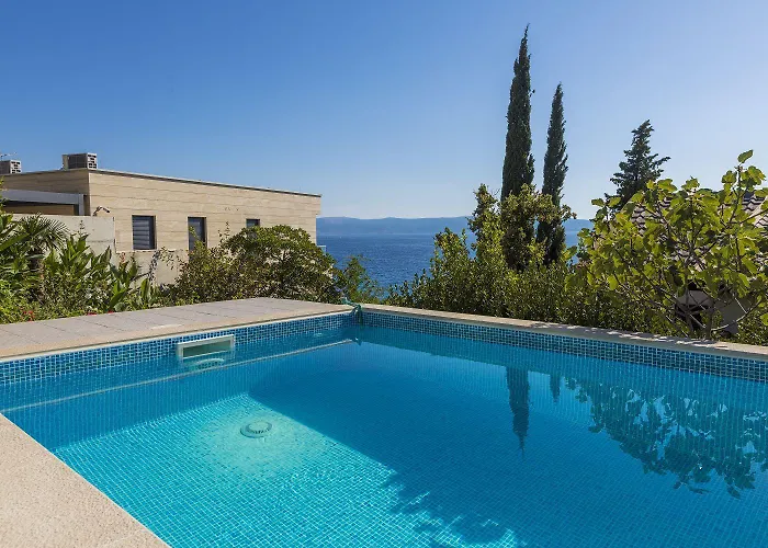 Traumhaftes Apartnent Nur 80 Meter Zum Mit Pool Und Meerblick * تْسْغيكفانِتْسا