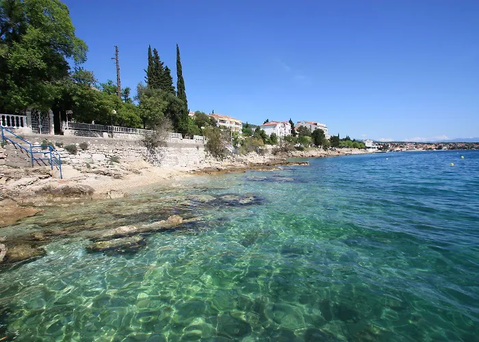 Traumhaftes Apartnent Nur 80 Meter Zum Mit Pool Und Meerblick Crikvenica