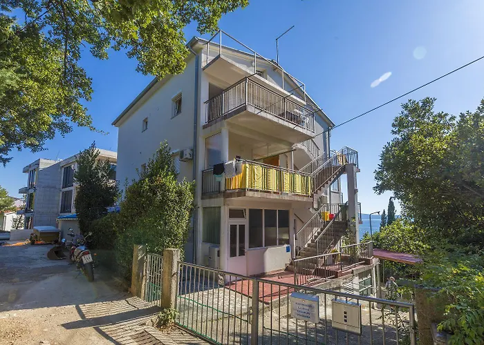 شقة Traumhaftes Apartnent Nur 80 Meter Zum Mit Pool Und Meerblick